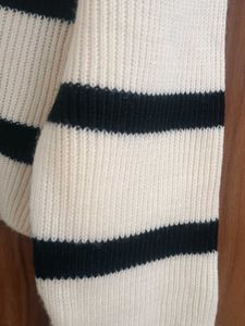 Chic Ribbed Striped Quarter-Zip Sweater