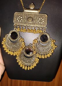 Golden Jewellery Set
