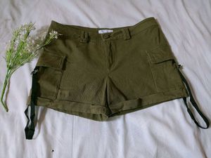 Beutiful Cargo Short