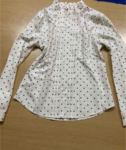 Chic Polka Dot Blouse