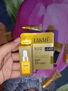 Lakme Vit C brilliance Serum