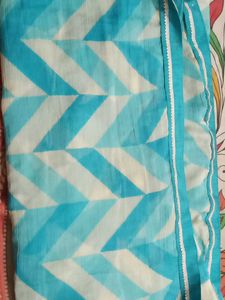 Beautiful Blue &amp; White Chevron Print Saree