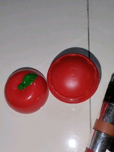 3 Lipbalm And Lipstick Combo