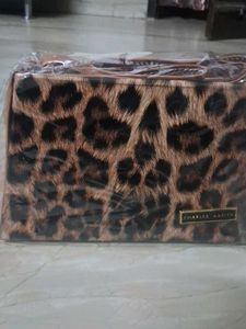 Chic Leopard Print Clutch