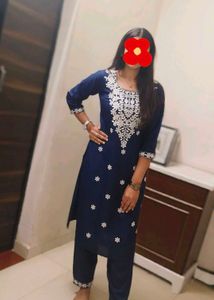 Elegant Navy Kurta Set with White Embroidery