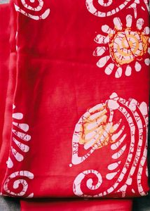 Elegant Chiffon Batik Print Saree
