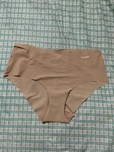 Calvin Klein Briefs - Seamless Comfort
