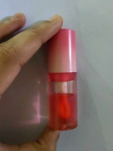Mars lip plumping and colour changing li