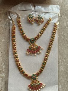 Ethnic Indian Necklace &amp; Earring Set