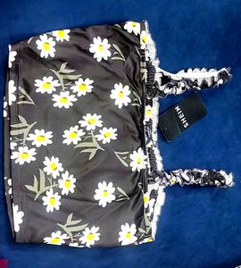 Trendy Floral Print Crop Top