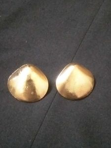 Gold Seashell Earrings