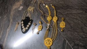 Exquisite Gold-Toned Indian Jewelry Set