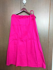 Georgette Saree With Blouse And Petticoat