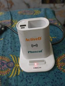 Xech ActiveD Phoscut Wireless Charger &amp; Power Bank