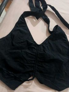 H&amp;M Chic Black Halter Neck Top