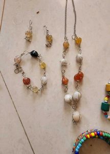 Assorted Women's Jewellery Set