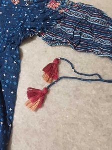 Navy Blue Floral Print Kurta in size M