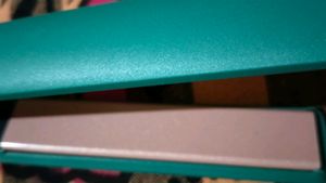 Vega Hair Straightener