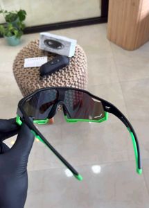 OAKLEY*🔥*GREEN BLUE/AUQ* TOP NOTCH QUALITY
