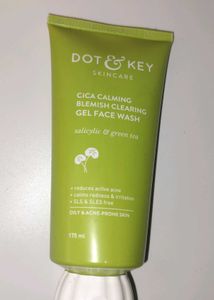DOT & KEY Cica Calming Face Wash