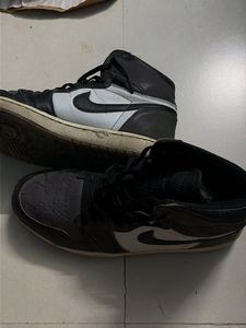 Nike Air Jordan 1 Sneakers
