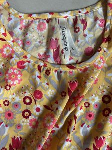 Chic Yellow Floral Print Tie-Waist Top