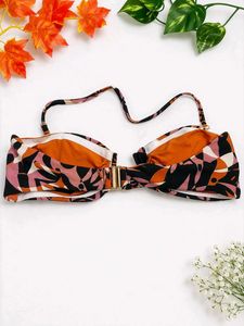 139.Floral Bikini Top