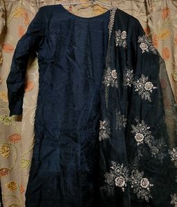 Elegant Black Embroidered Kurta Set