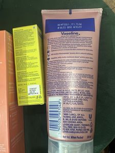 Foxtale &amp; Vaseline Skincare Set