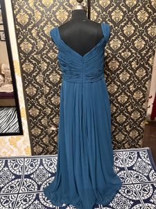 Elegant Teal Evening Gown