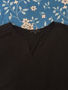 Stylish Black V-Neck Tunic Top