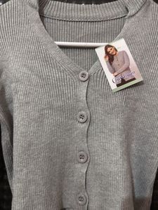Grey Ribbed Button-Up Cropped Cardigan