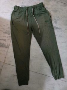 Under Armour Joggers Size - 32