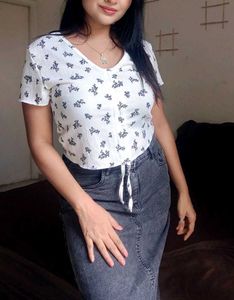 Cute korean style top