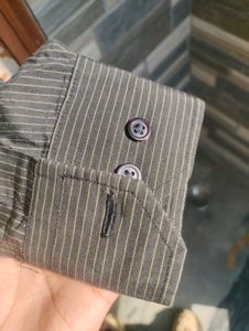 Peter England Shirt 👕Dark Grey, Size 38