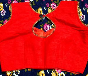 Lehnga Choli (Red &amp; Black)