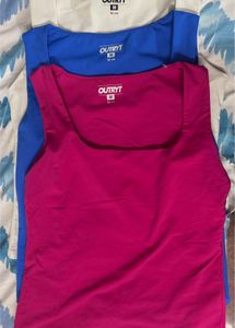 set of three sleeveless tops