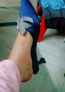 Elegant Blue Bow Heels