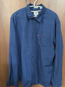Levi's Men's Blue Casual Linen Shirt - Never used