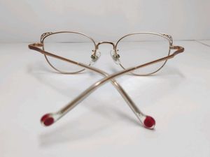 Chic Rose Gold Eyeframe