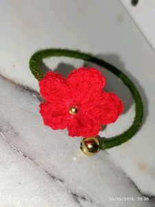 Red Crochet Flower breslate