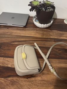 Mango Sling
