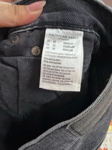 American Eagle Distressed Jeans