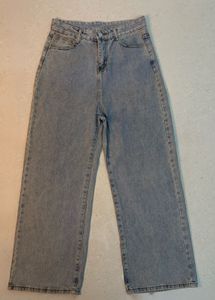 Light Wash wide leg Jeans