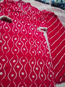 Vibrant Pink Bandhani Print Kurta with tauser