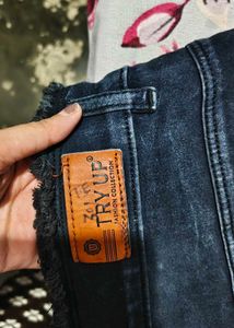 Light Wash Skinny Jeans