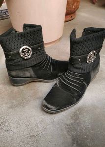 Anchor Buckle Ankle Boots