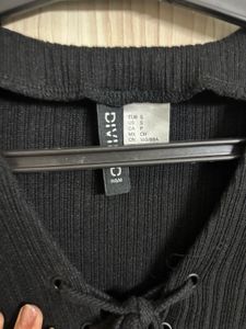 16 H&amp;M Ribbed Lace-Up Dress