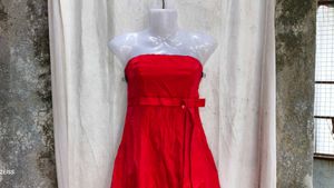 I. Stunning Red Strapless Dress