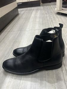 Men's Black Leather Chelsea Boots